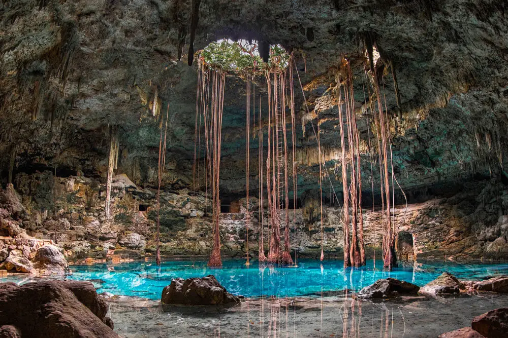 Tres cenotes y Cobá